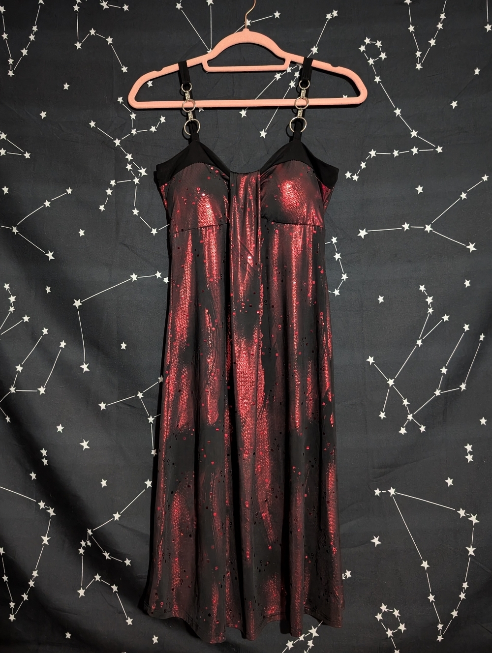 Gidani - Black And Red Vintage Dress